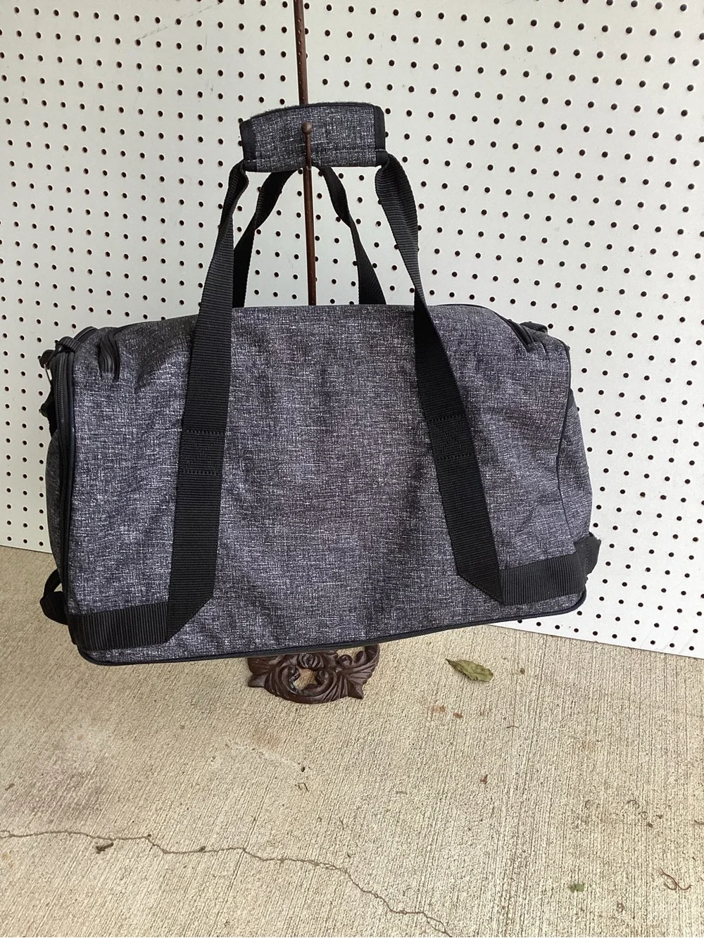 Nike Gray Heather Duffel Bag Small Gym Travel Carry-On Black Strap Swoosh